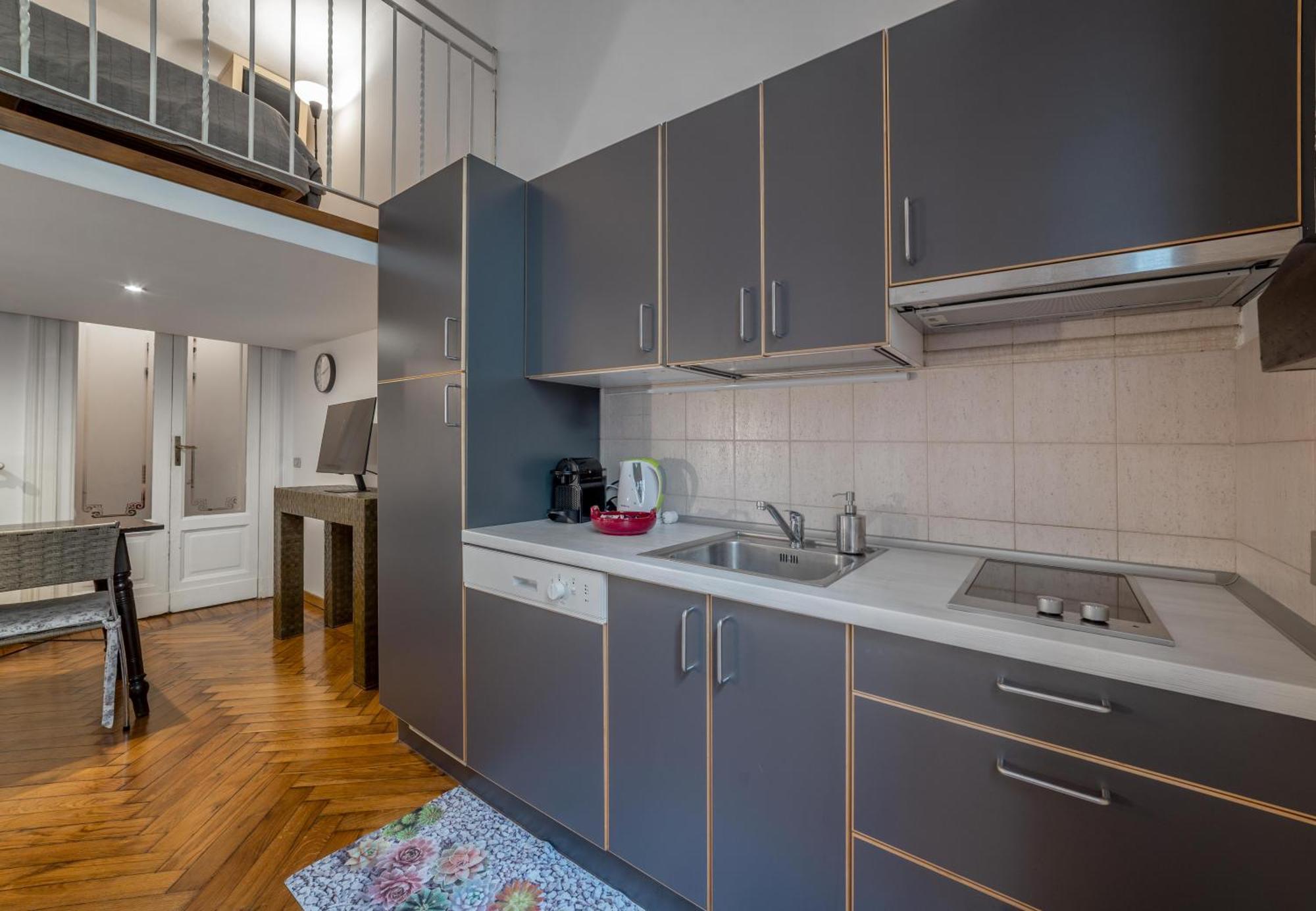 Ausonio 14 Lägenhet Milano Exteriör bild